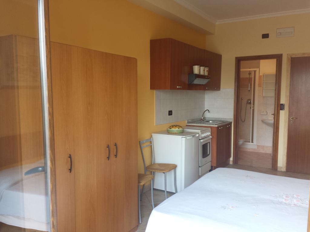 Appartamenti Centrali Giardini Naxos Rom bilde